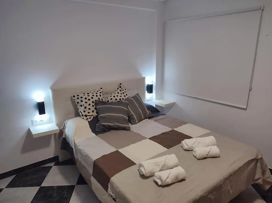 Apartamento En Playa Carvajal Fuengirola