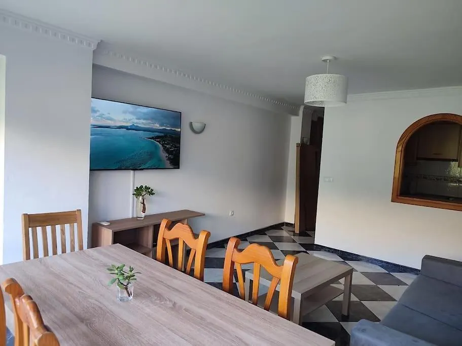 Apartamento En Playa Carvajal Fuengirola 0*,  España
